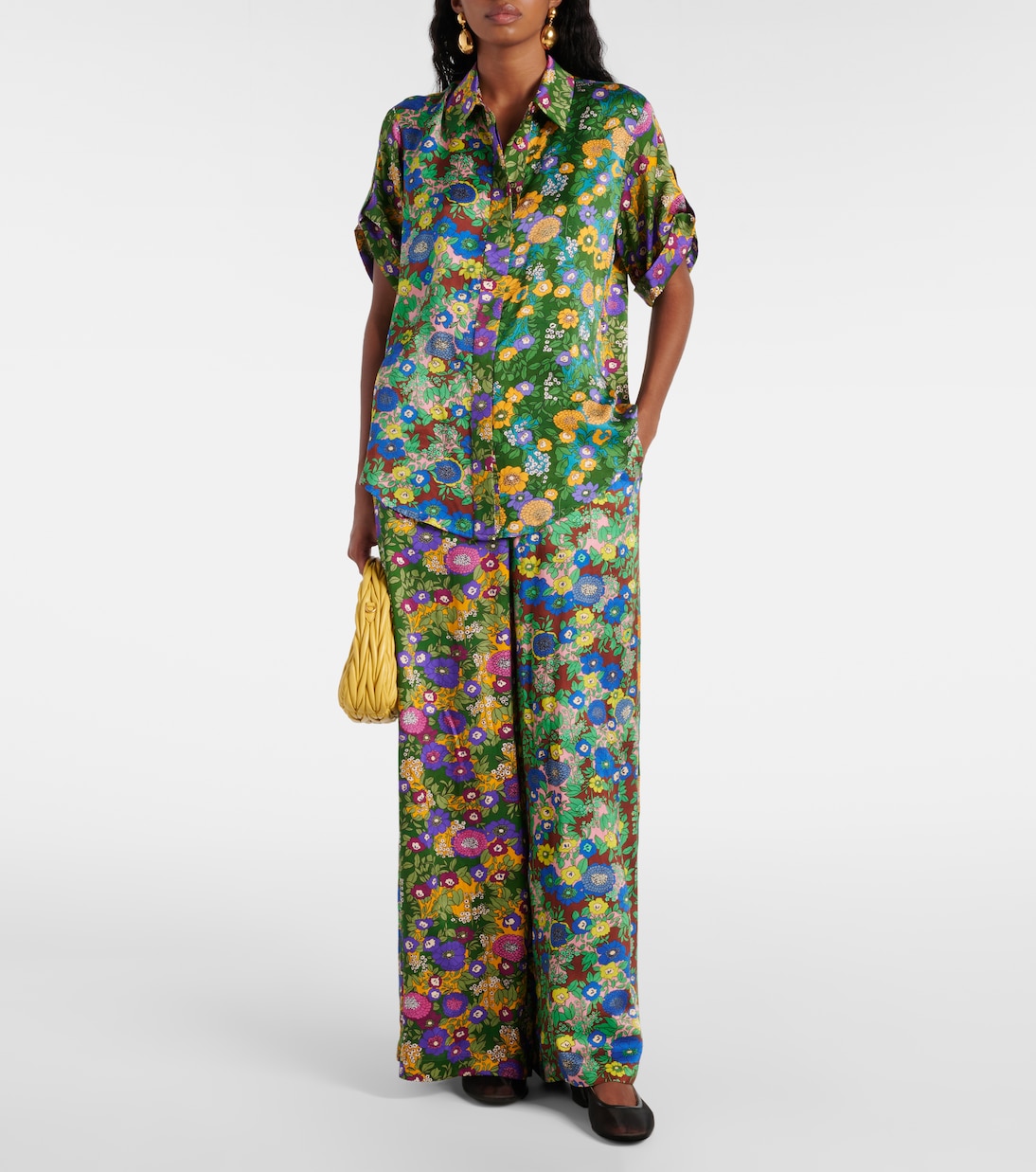 Bedruckte Hose mit weitem Bein aus Seidensatin | Alémais