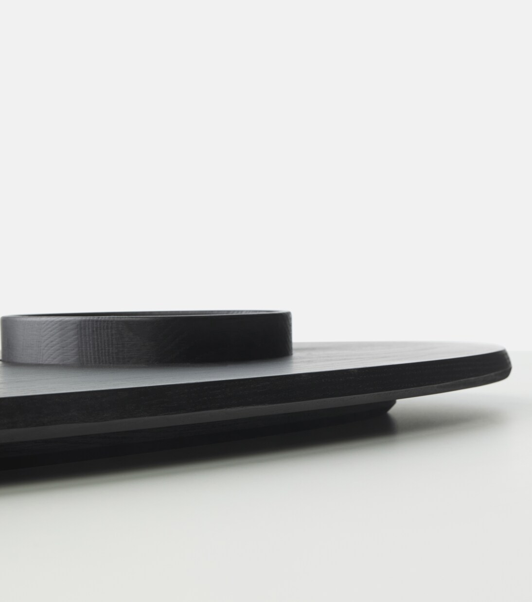 Dune wooden platter and bowl by Kelly Wearstler | Serax