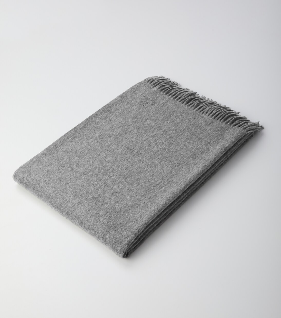 Unito fringed cashmere blanket | Loro Piana