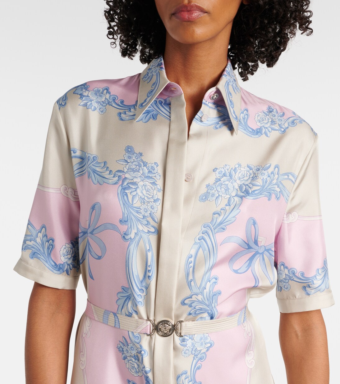 Robe chemise en soie à fleurs | Versace