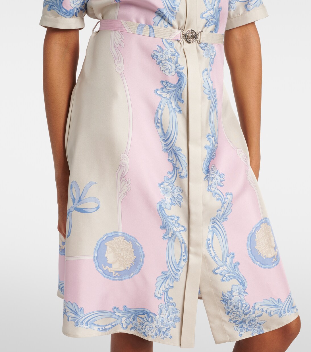 Robe chemise en soie à fleurs | Versace