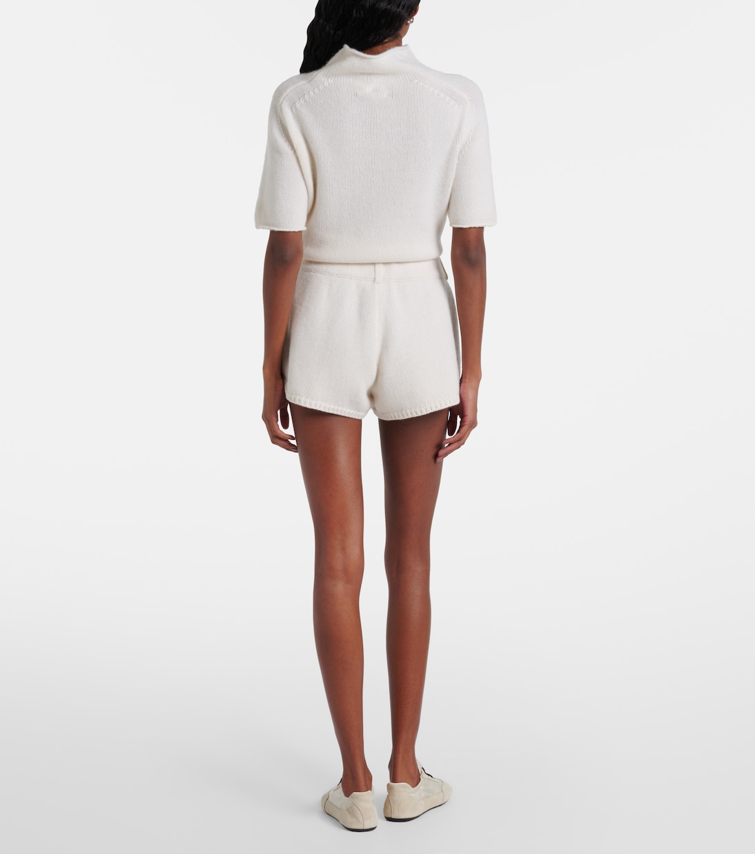 Low-rise cashmere shorts | Lisa Yang