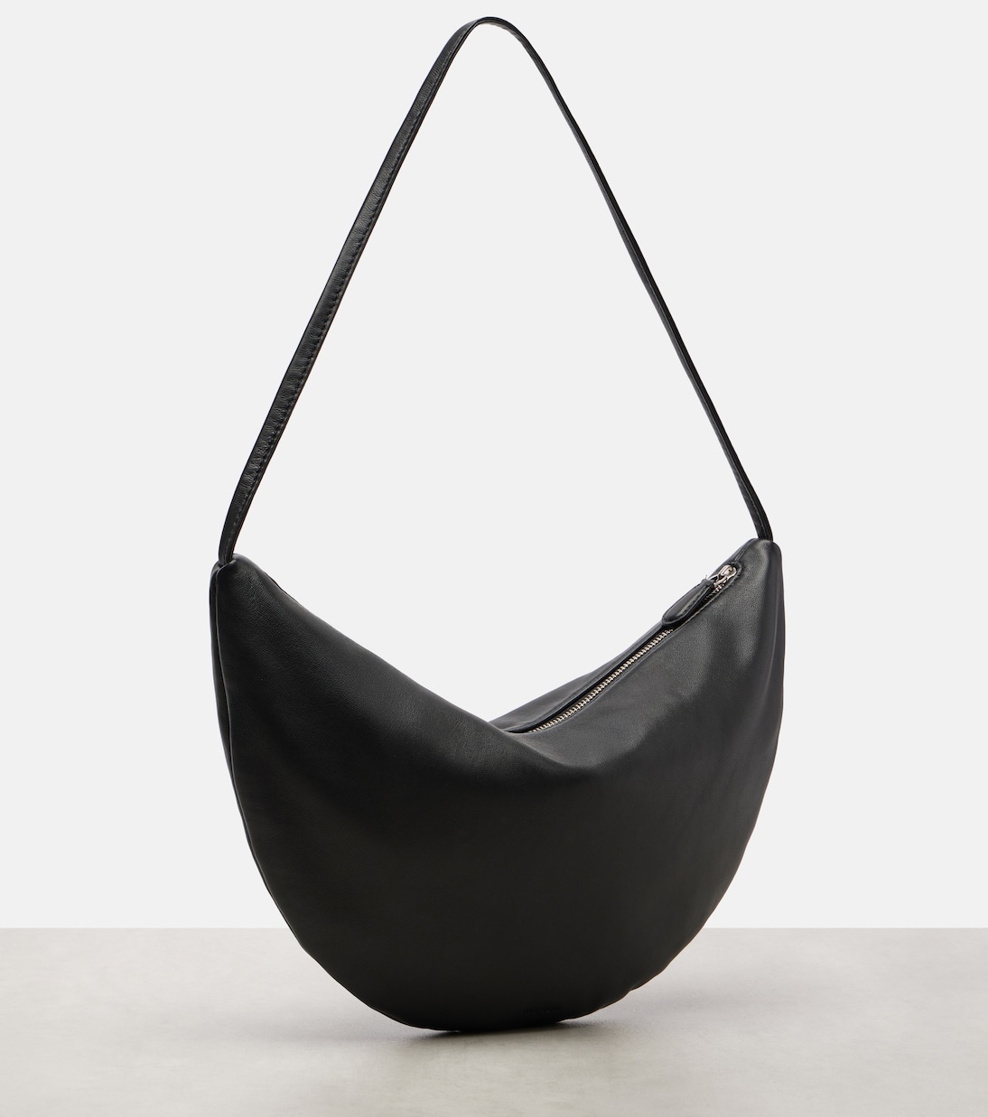 Schultertasche Izzy aus Leder  | The Row