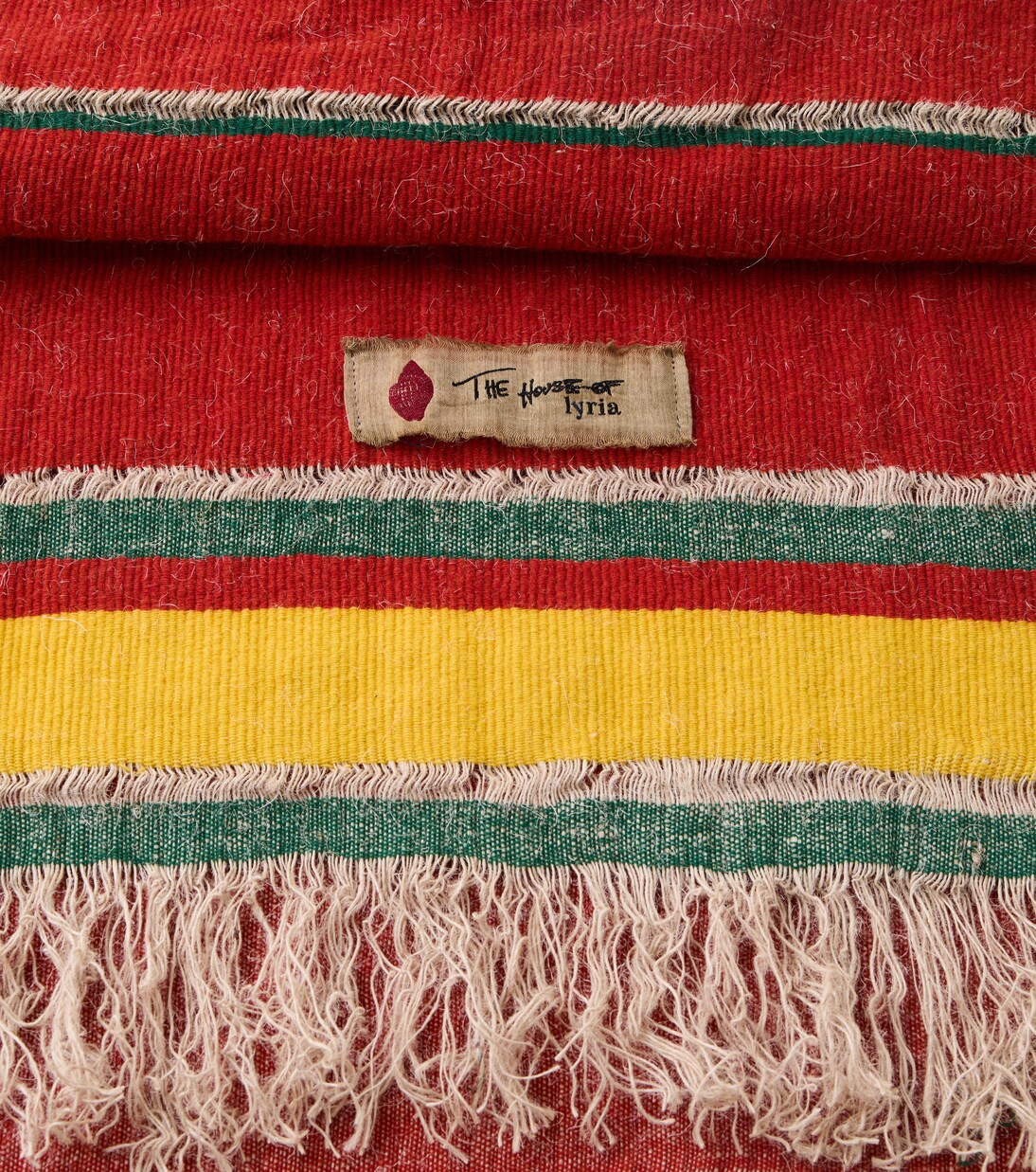 Colcha Xoroi en mezcla de lana a rayas | The House of Lyria