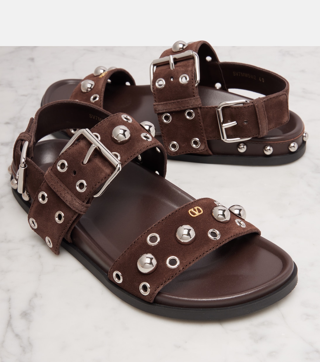 Sandales Nellcôte en daim à ornements | Valentino Garavani