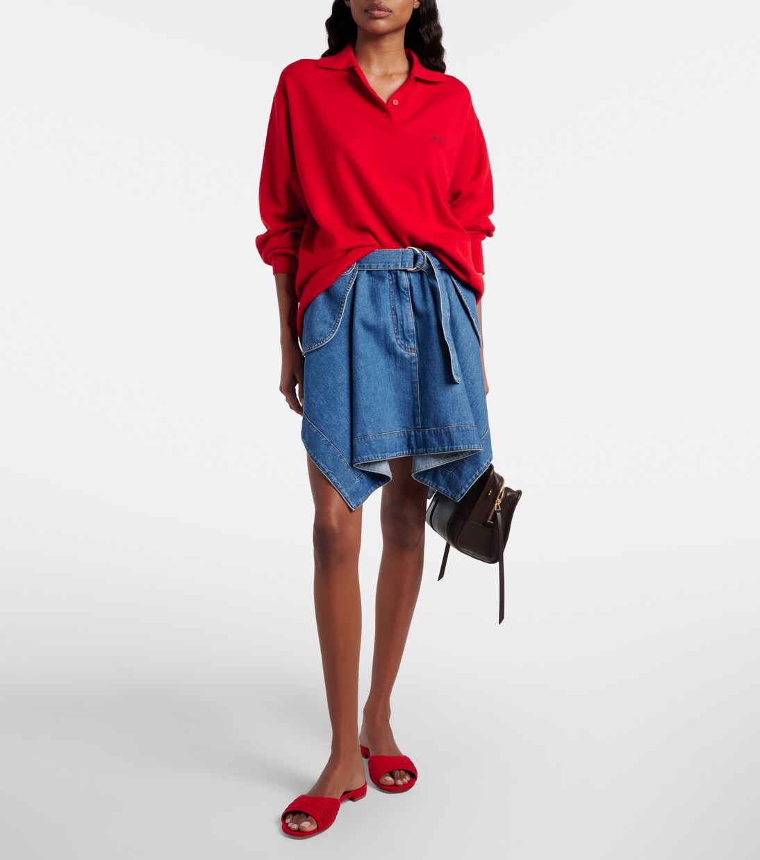 شبشب سلايدز من الجلد السويدي بزمزمة Piruaflat  | Manolo Blahnik