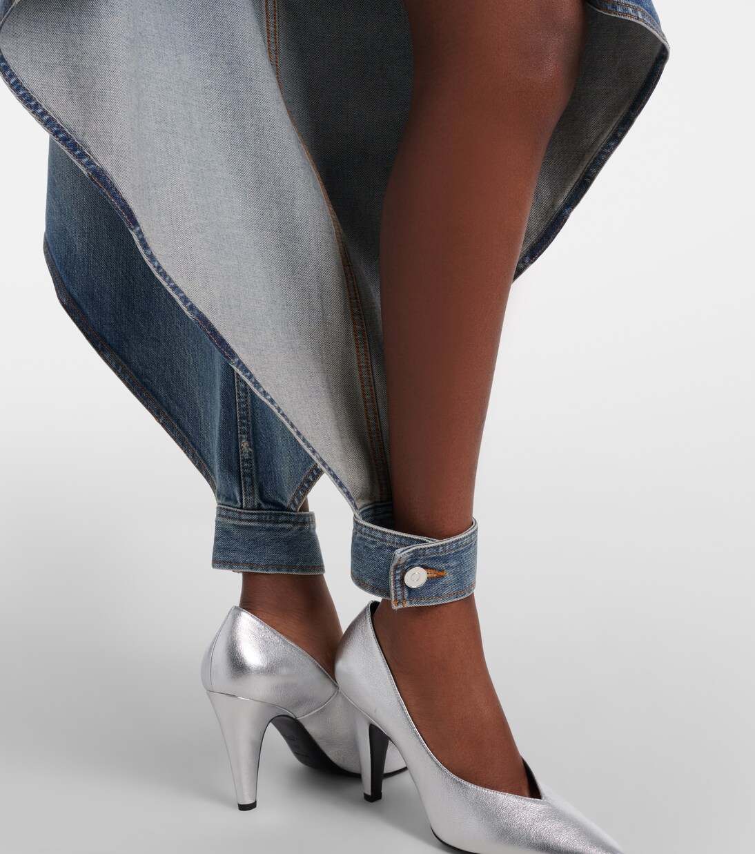 Jeans tapered drapeados | Alaïa