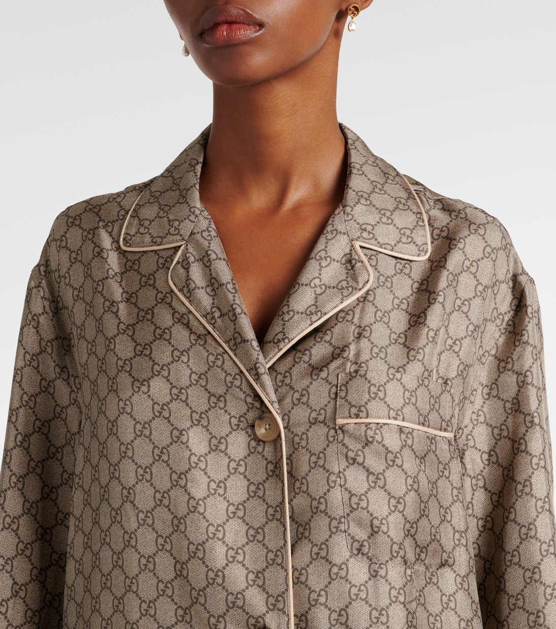 Camicia oversize in seta GG Supreme | Gucci