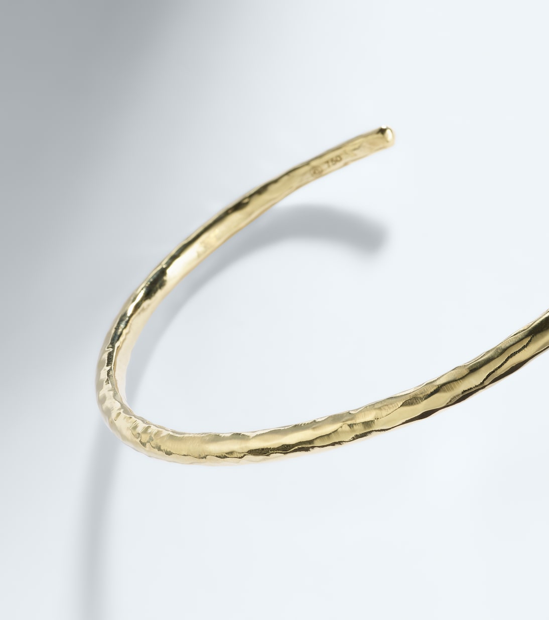 18kt gold cuff bracelet | Octavia Elizabeth