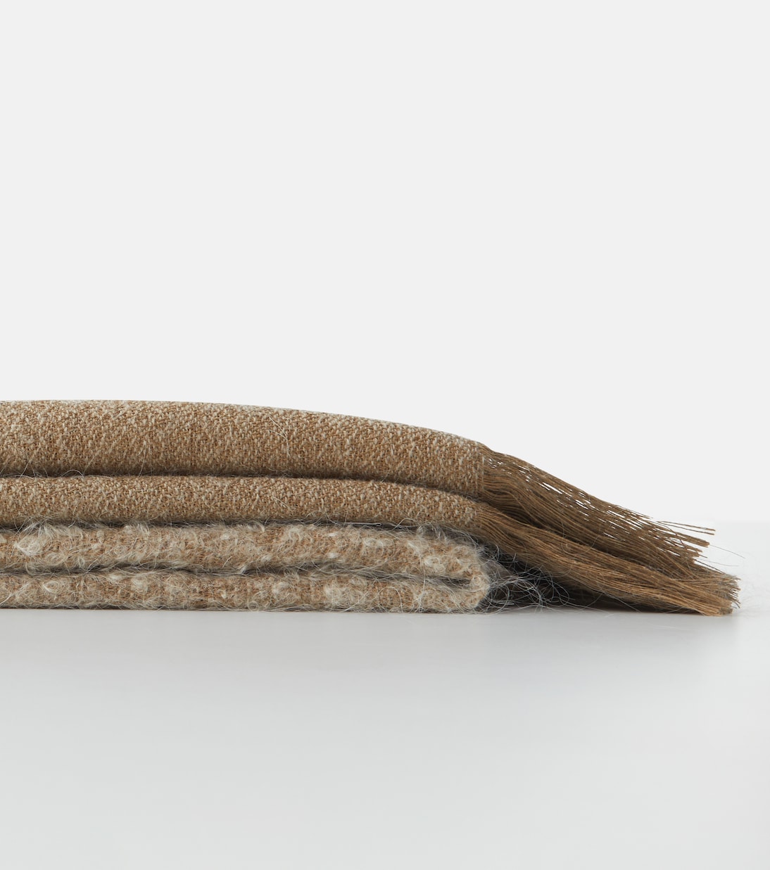 Rovere fringed wool and linen-blend blanket | The House of Lyria