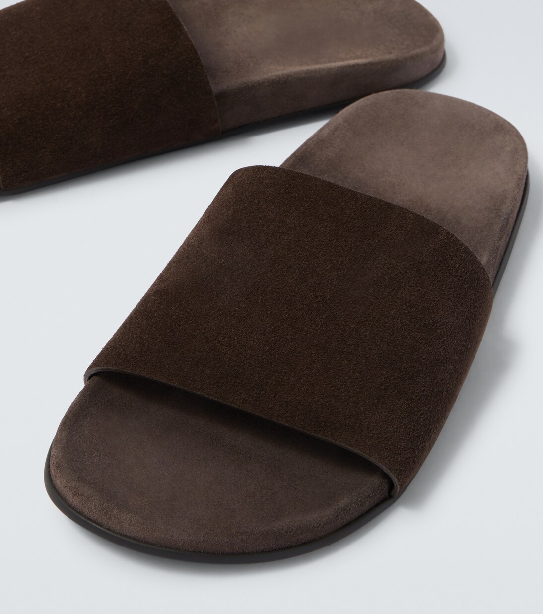 Pantoletten Hugh aus Veloursleder | The Row