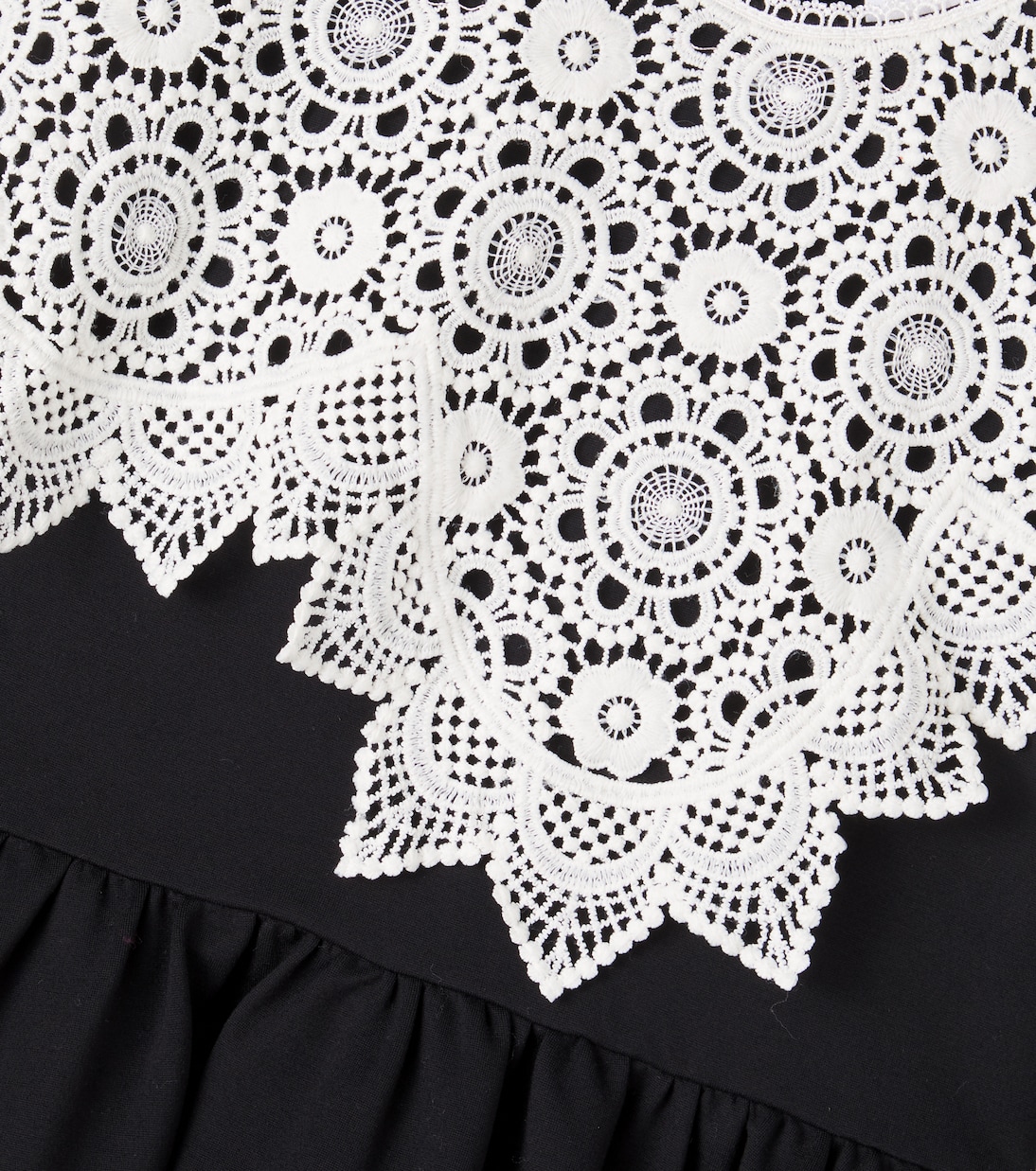 Abito con crochet | Petite Amalie  