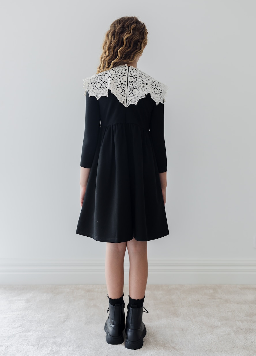 Abito con crochet | Petite Amalie  