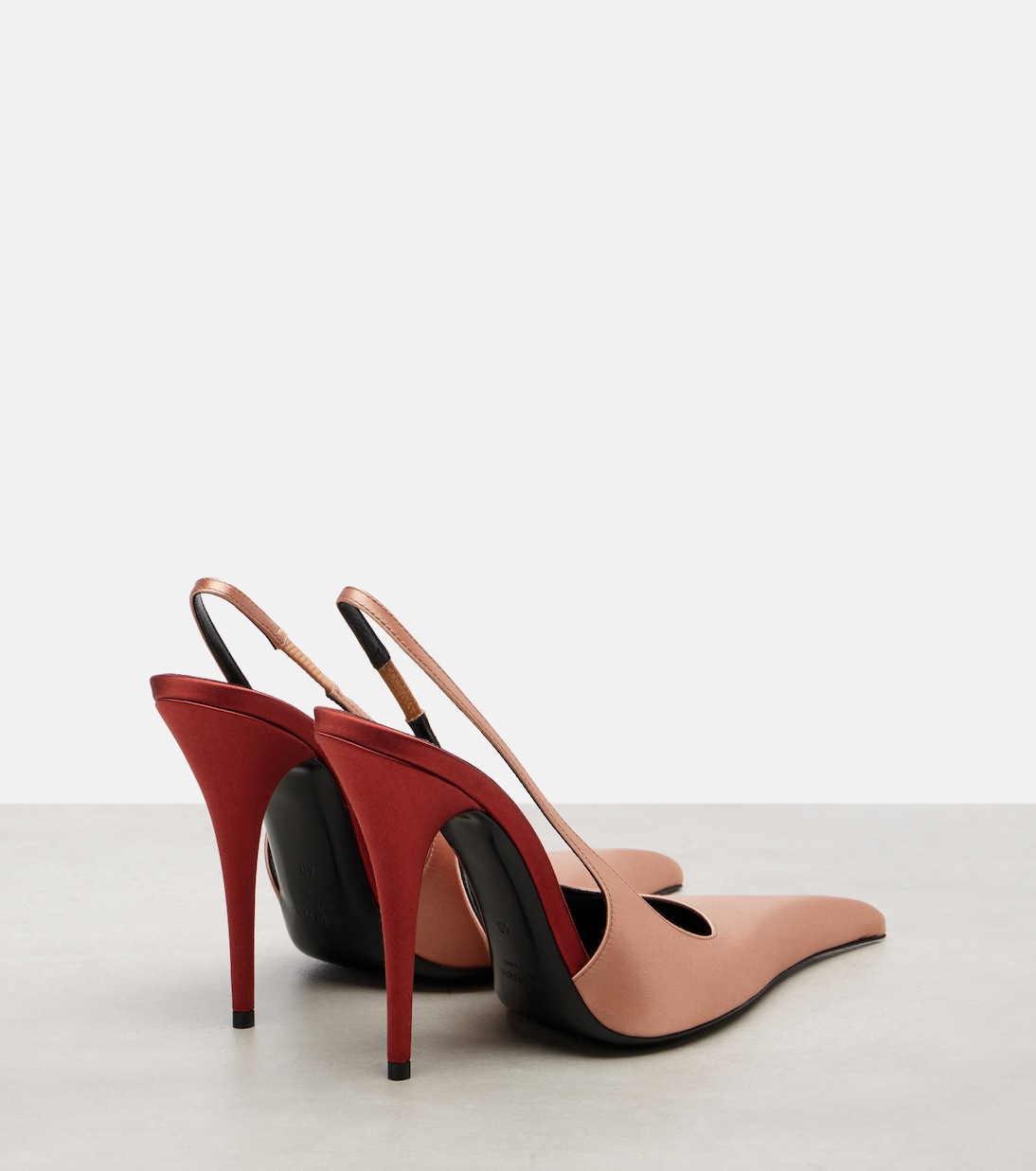 Deroche 110 crêpe satin slingback pumps | Saint Laurent