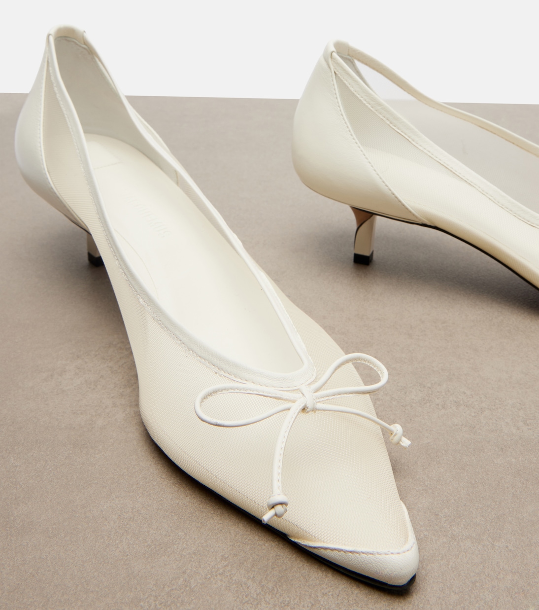 Escarpins Tourni en résille à finitions en cuir | Jacquemus