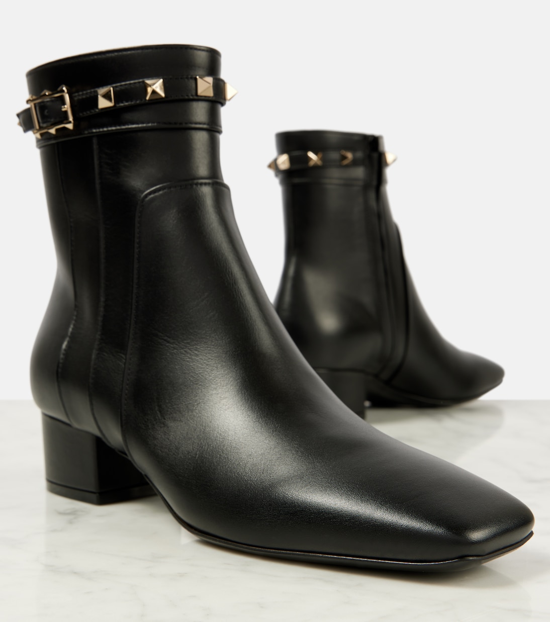 Rockstud 40 leather ankle boots | Valentino Garavani