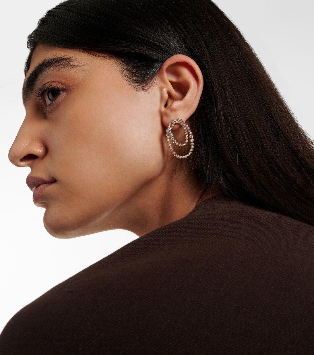 Boucle d'oreille unique Embrassée de Diamant en or 18 ct et diamants | Sophie Bille Brahe