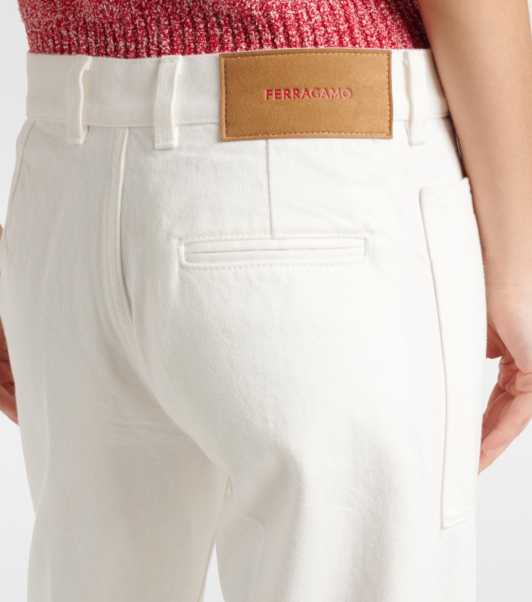 Jeans rectos de tiro medio | Ferragamo