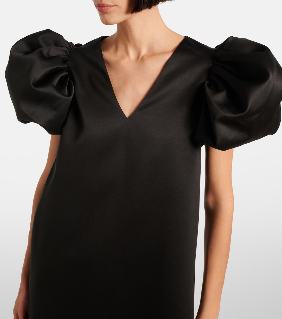 Robe en satin | Rotate