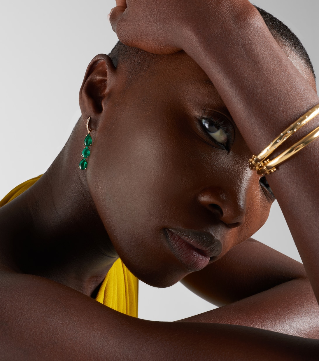 Boucles d'oreilles Anya en or 18 ct, diamants et émeraudes | Anita Ko