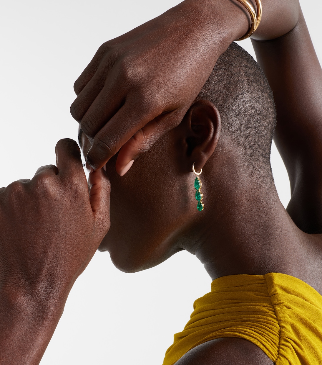 Boucles d'oreilles Anya en or 18 ct, diamants et émeraudes | Anita Ko