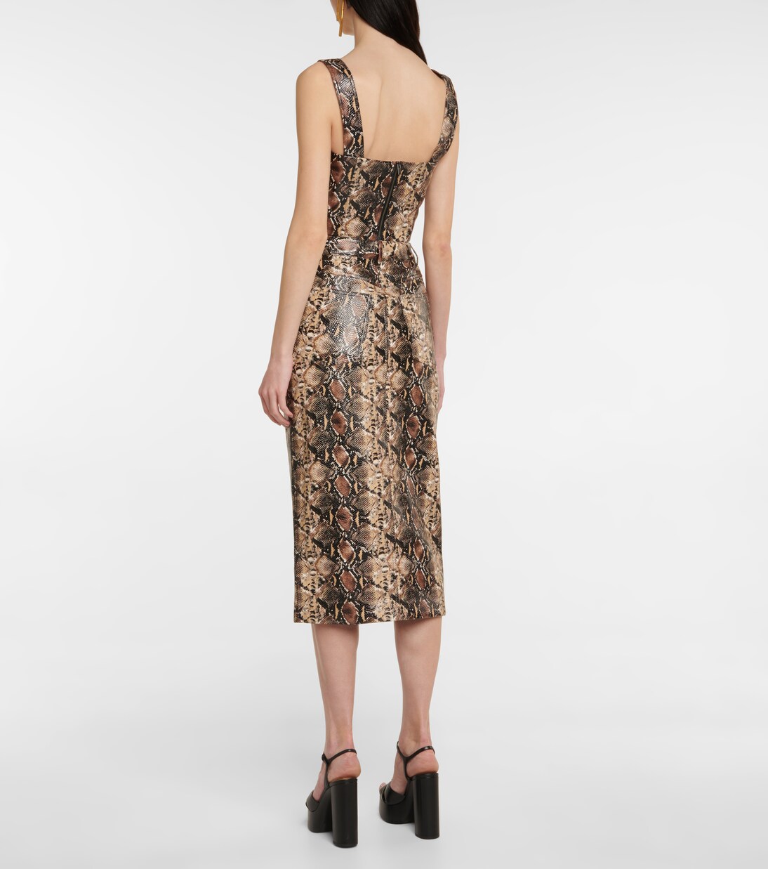 Cropped-Top Margaret | Rotate