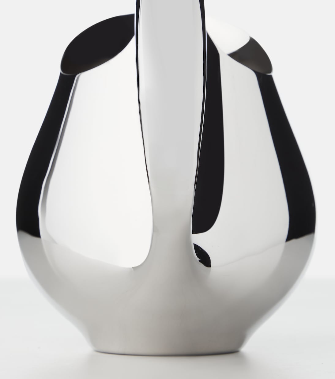 Pitcher 03 stainless steel jug by Henning Koppel | Georg Jensen