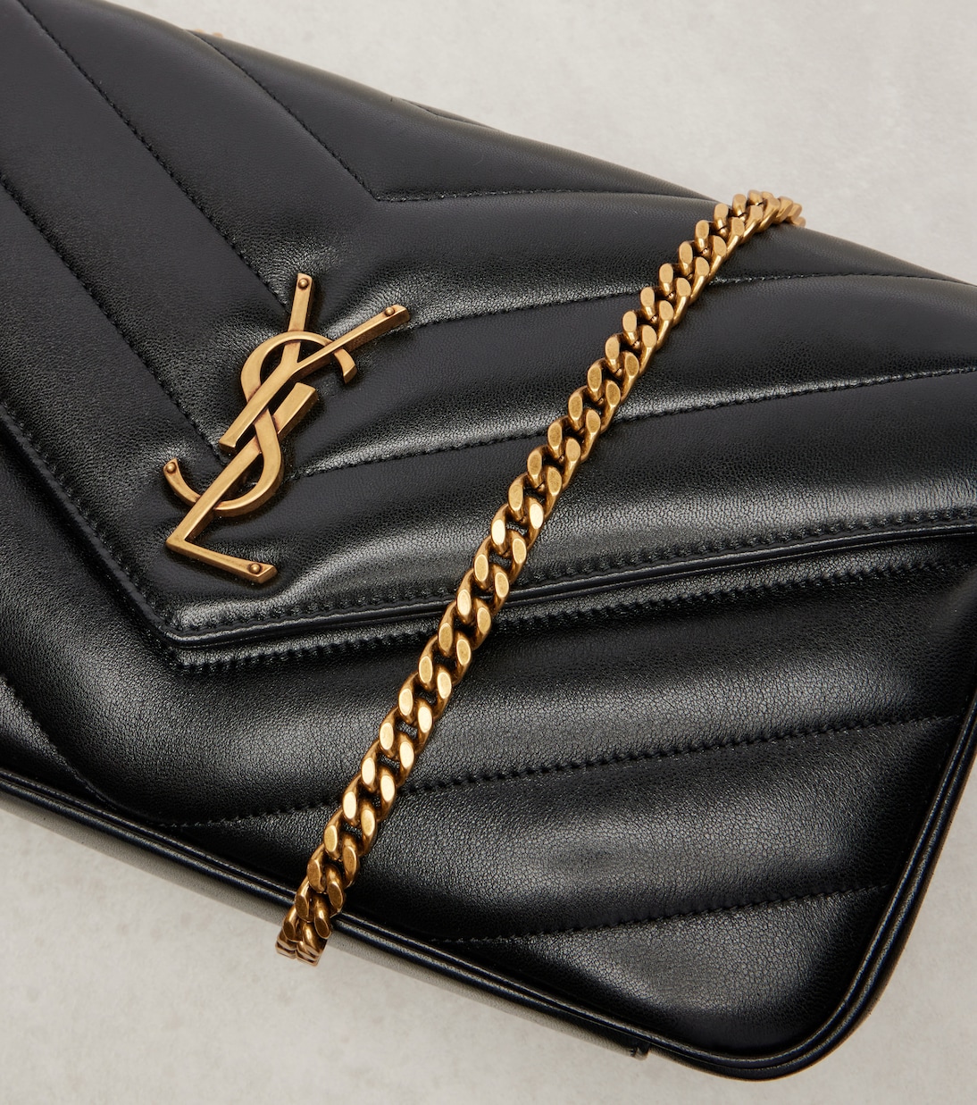 Loulou Medium leather shoulder bag | Saint Laurent