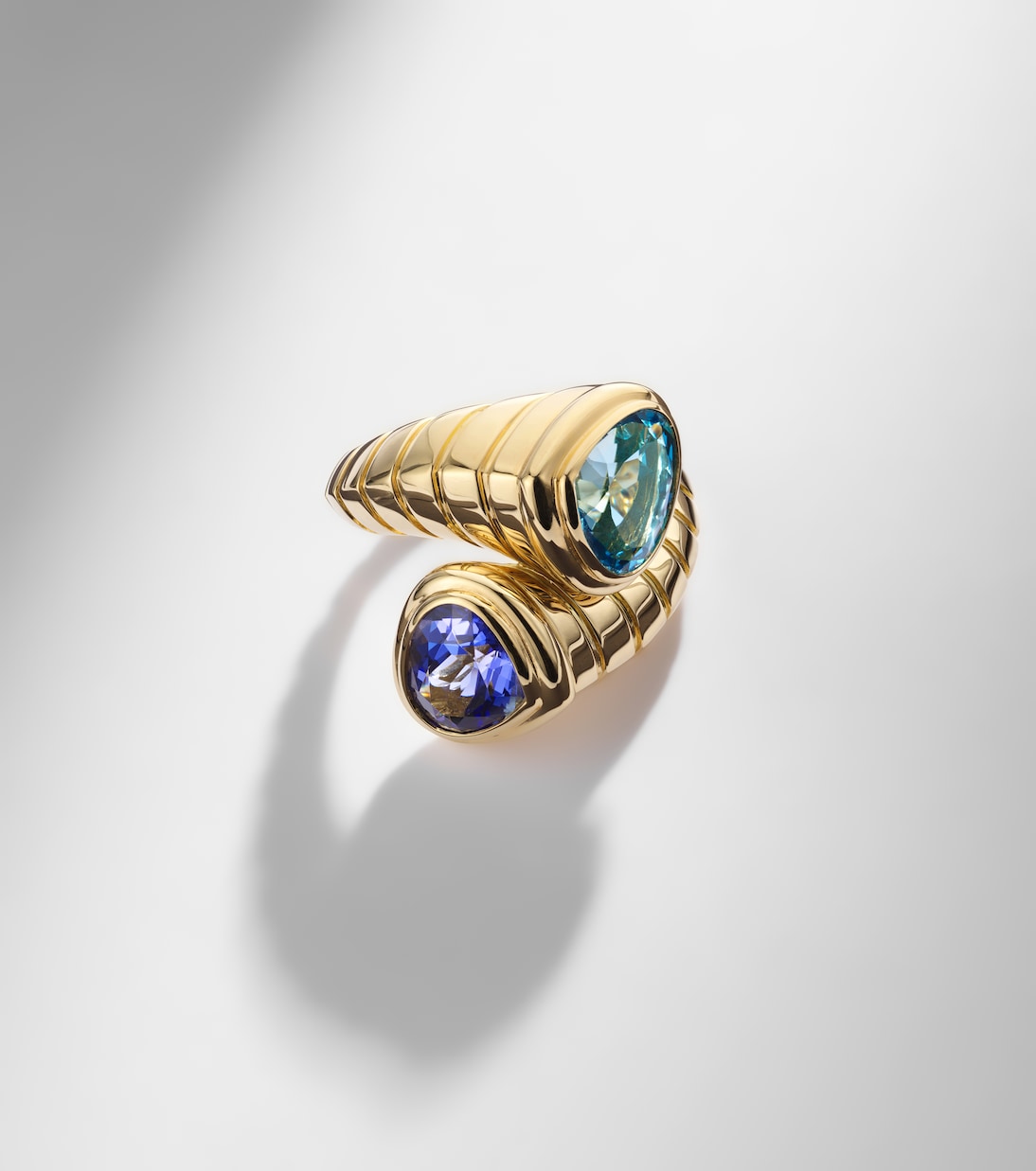 Toi Et Moi 18kt gold ring with topaz and tanzanite | Marina B