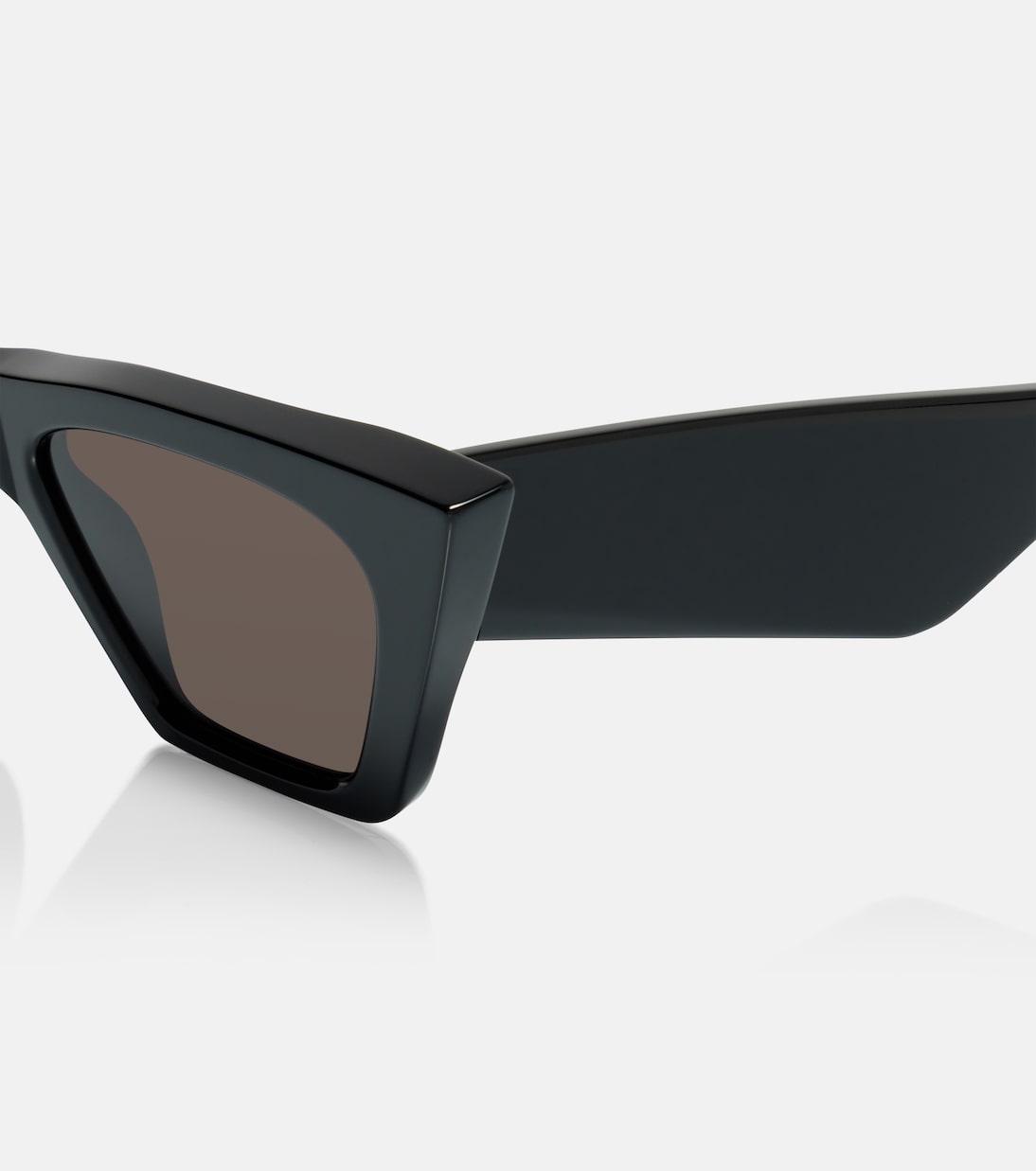 Peak cat-eye sunglasses | Phoebe Philo