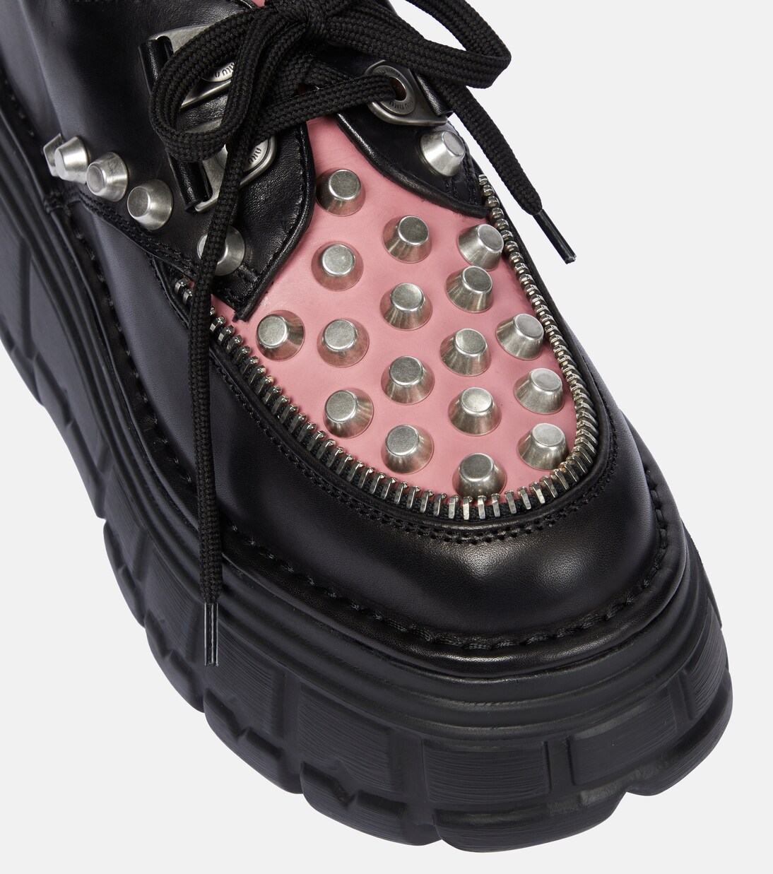 Derbies à plateforme et clous en cuir | Miu Miu