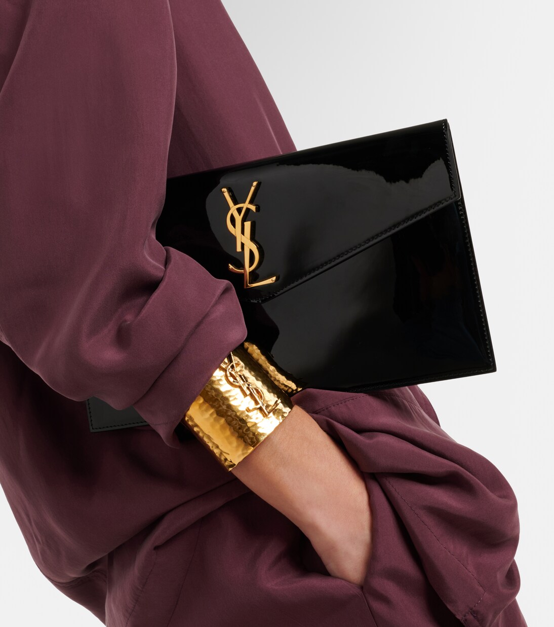Uptown patent leather clutch | Saint Laurent