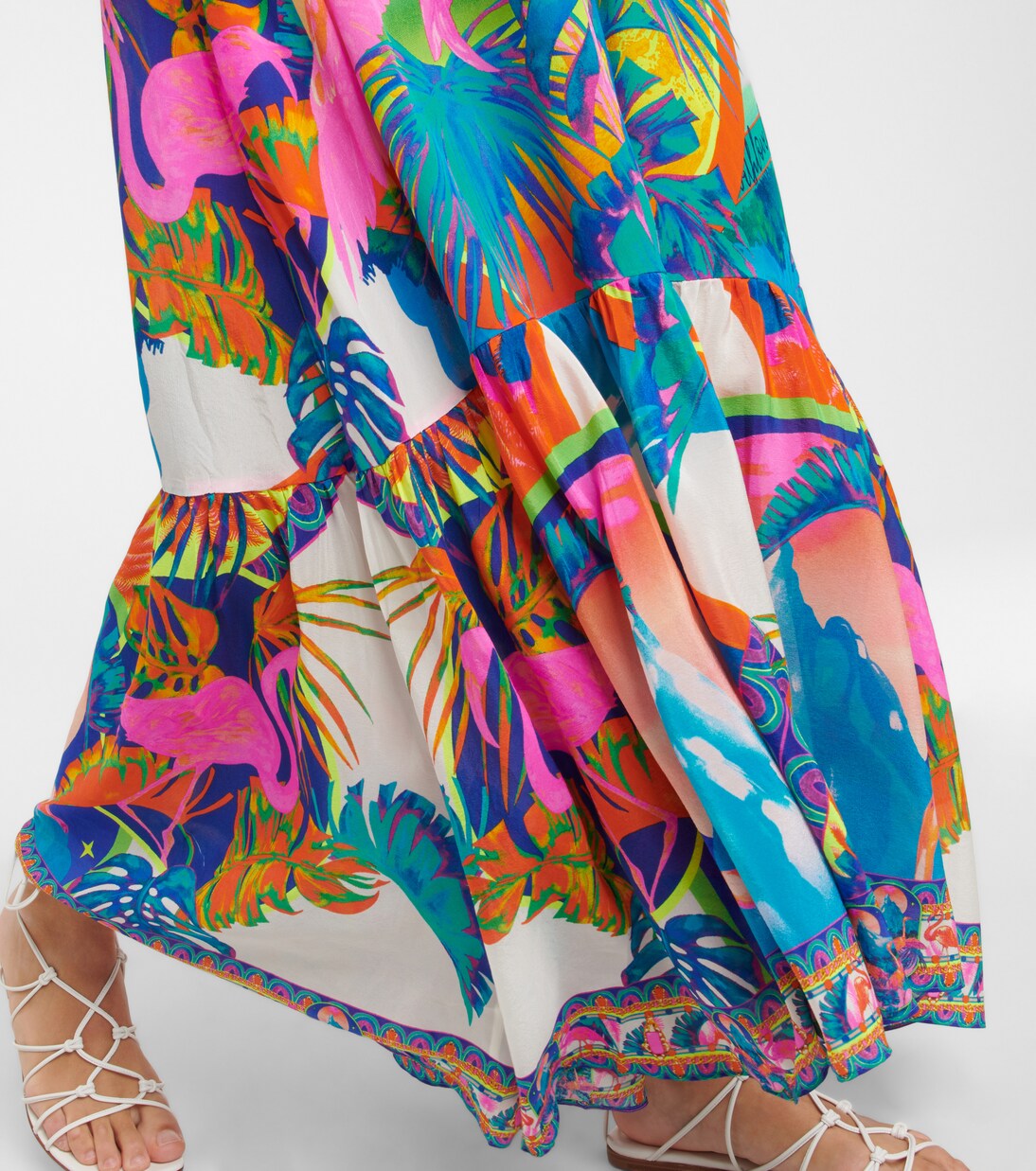 Robe longue en soie à ornements | Camilla