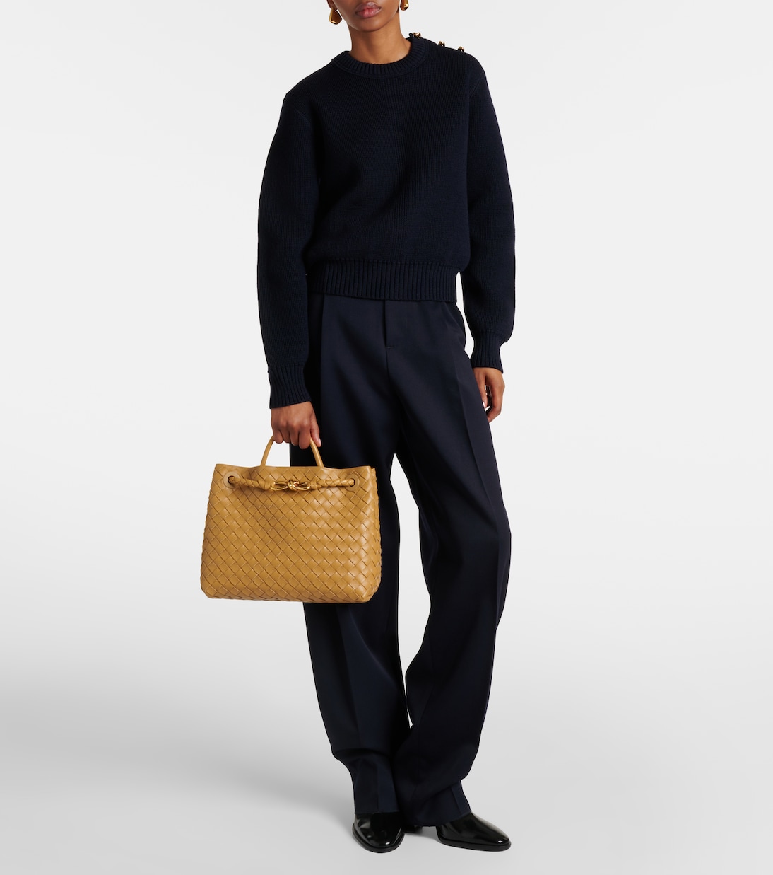 Andiamo Intrecciato Medium leather tote bag | Bottega Veneta