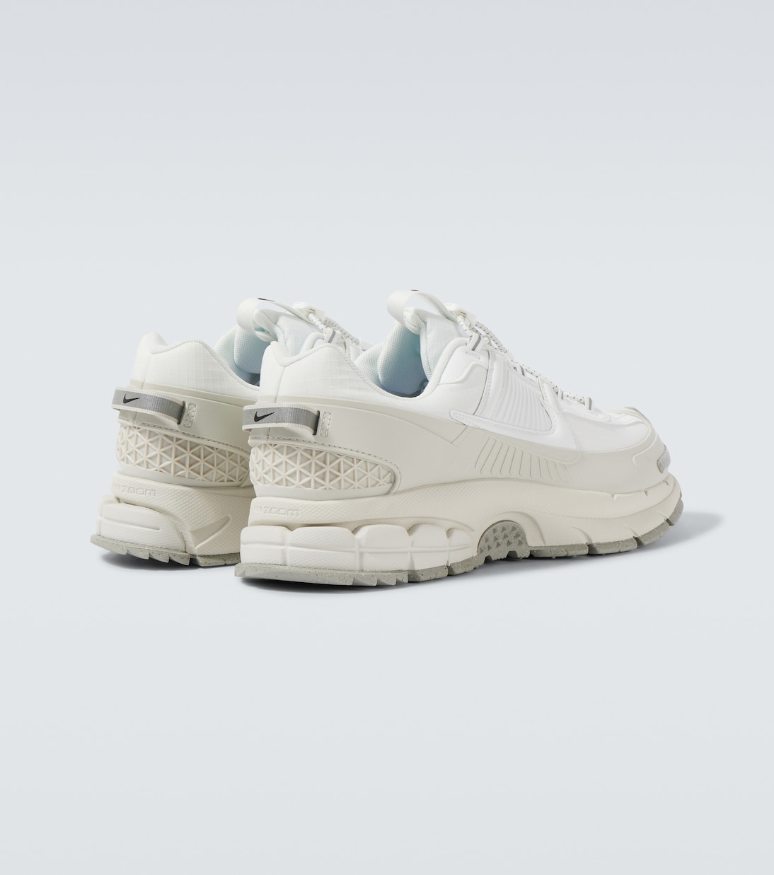 Zoom Vomero Roam sneakers | Nike