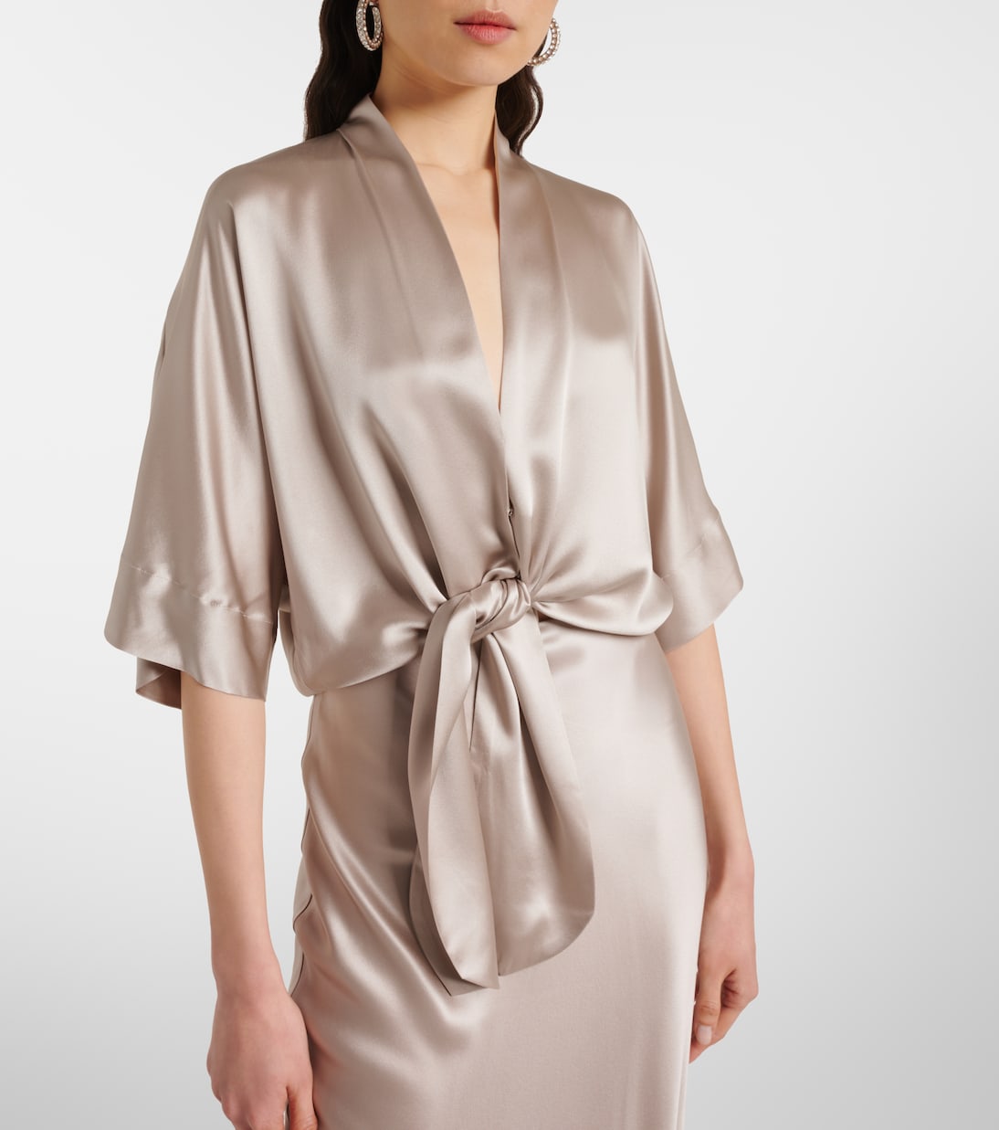 Bluse aus Seidensatin | The Sei