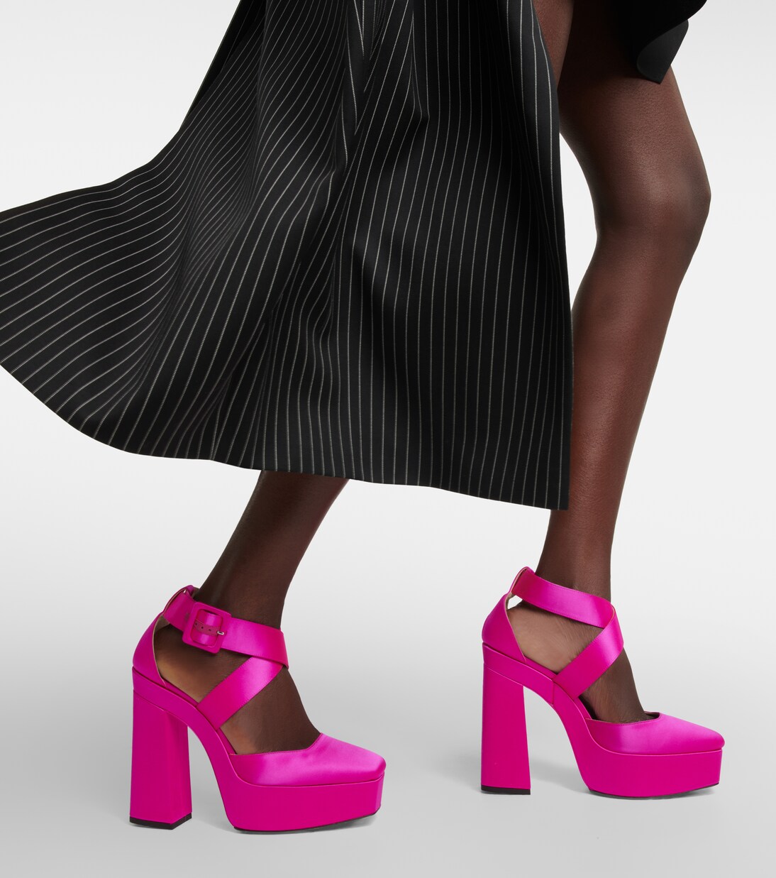 Plateau-Pumps Gaia aus Satin | Jimmy Choo