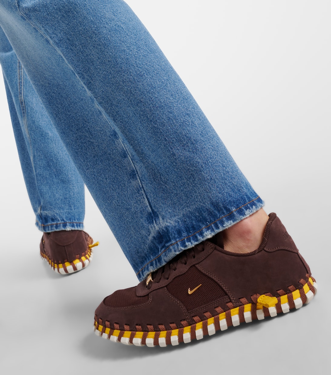 x Jacquemus - Sneakers J Force 1 in suede | Nike