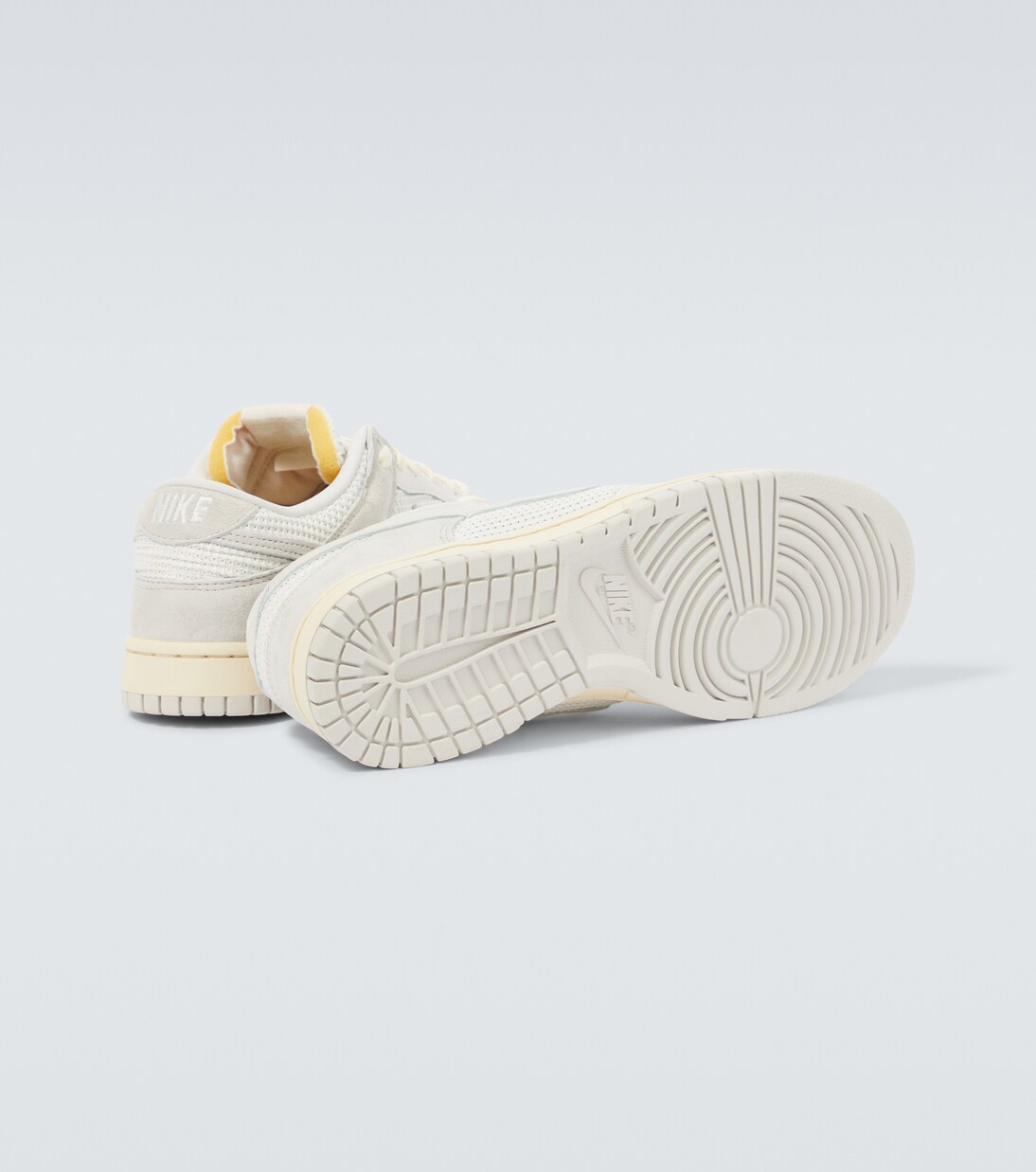 Dunk leather low-top sneakers | Nike