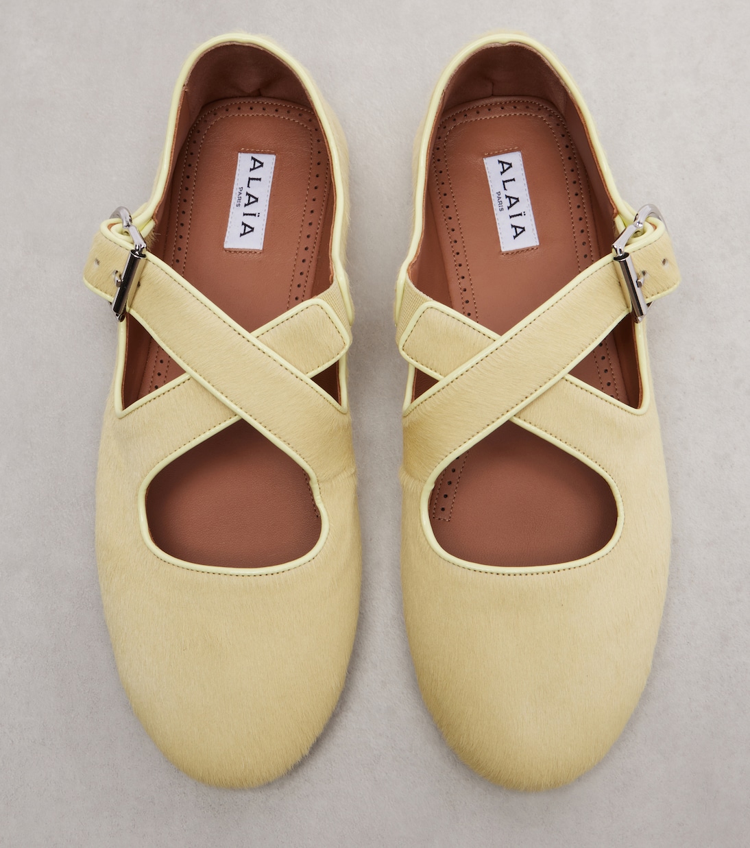 小牛毛芭蕾舞平底鞋 | Alaïa