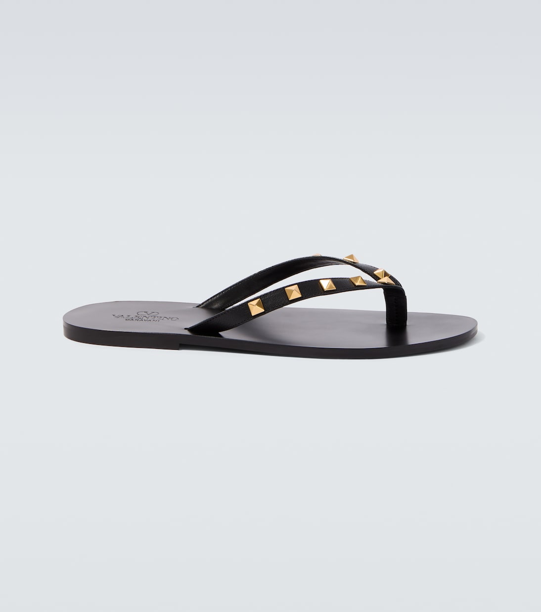 Rockstud leather thong sandals | Valentino Garavani