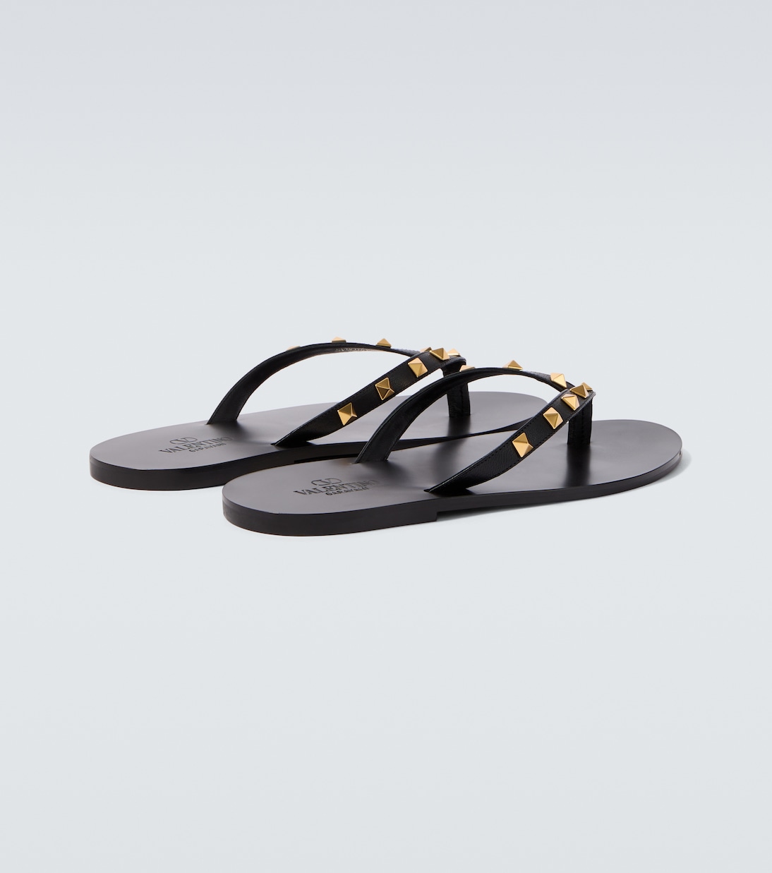 Rockstud leather thong sandals | Valentino Garavani