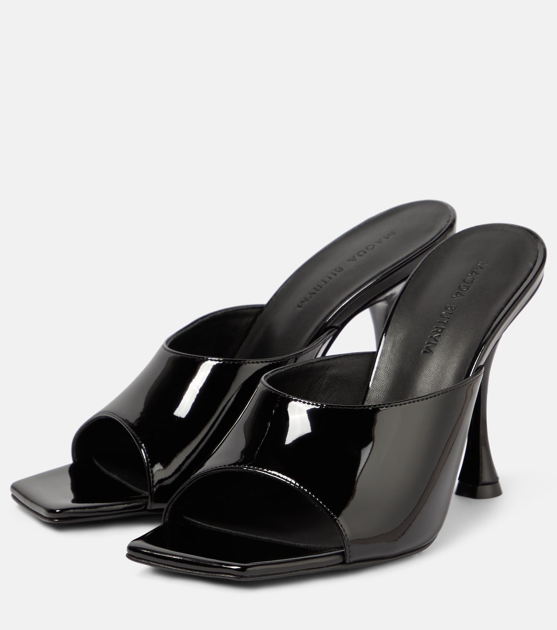 Verzierte Pantoletten aus Lackleder | Magda Butrym