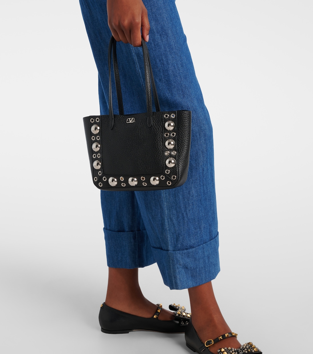 Verzierter Shopper Nellcôte Mini aus Leder | Valentino Garavani