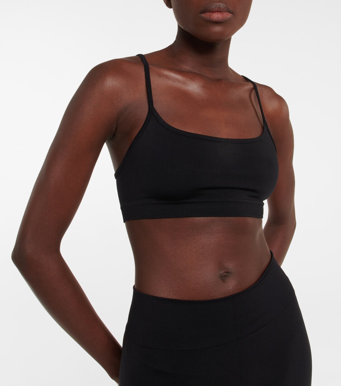 Sincere bra and Composed shorts set | Prism²