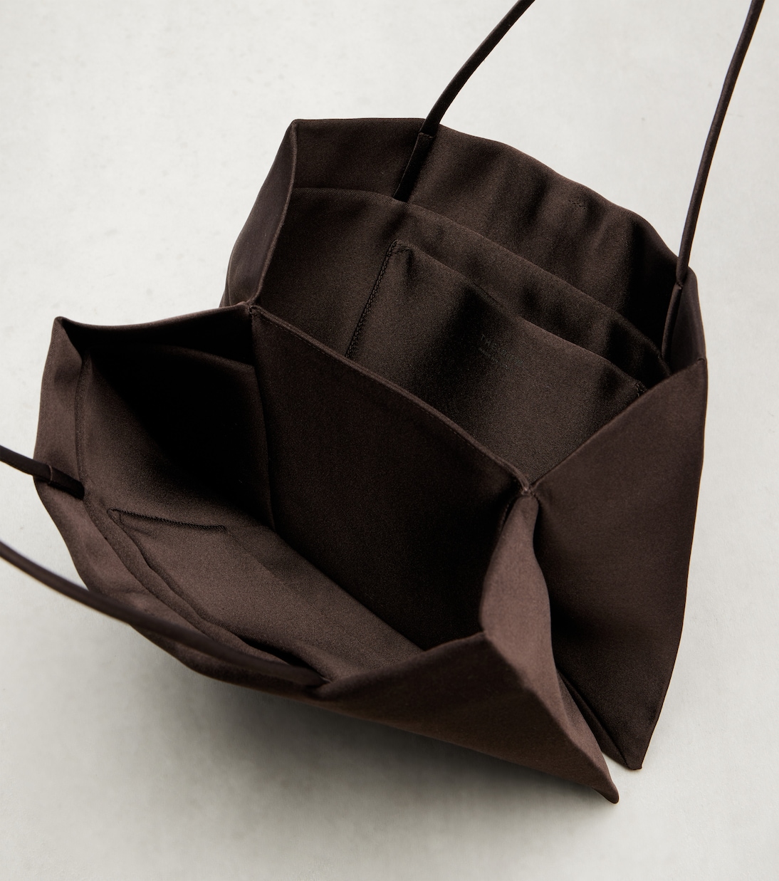 Shopper Cecily aus Seidensatin | The Row