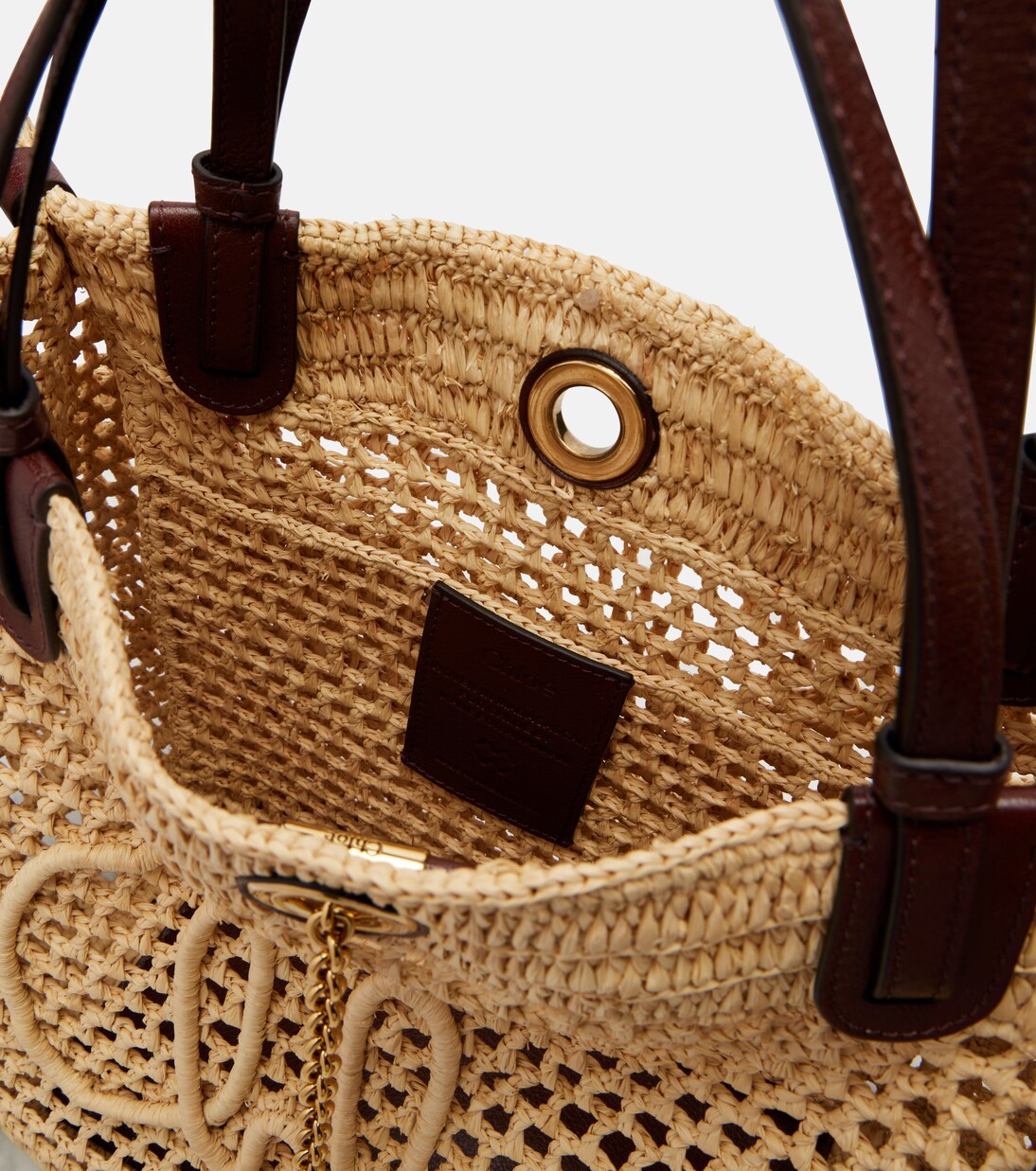 x Made For A Woman Chloé Iconic raffia shoulder bag | Chloé
