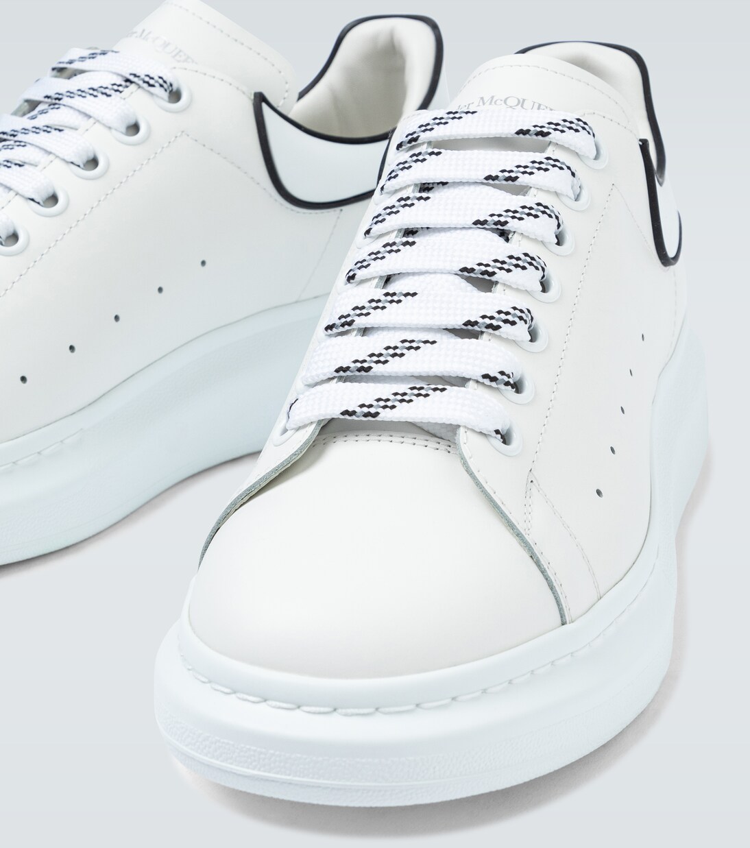 Sneakers Oversized aus Leder | McQueen
