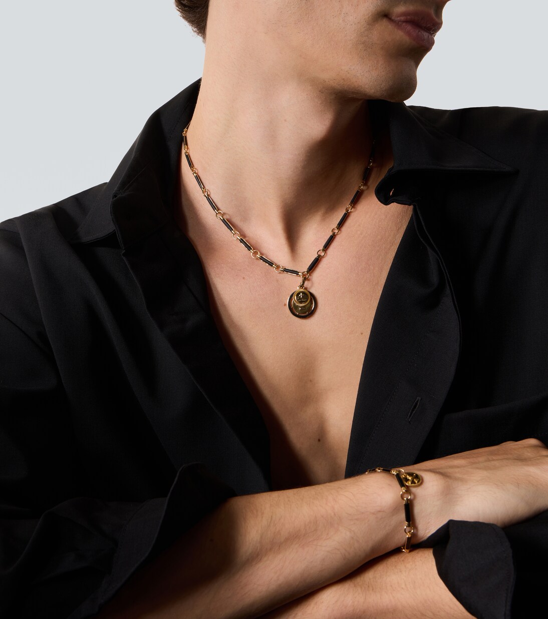 Halskette Ever Growing and Vivacity aus 18kt Gelbgold mit Onyx | FoundRae