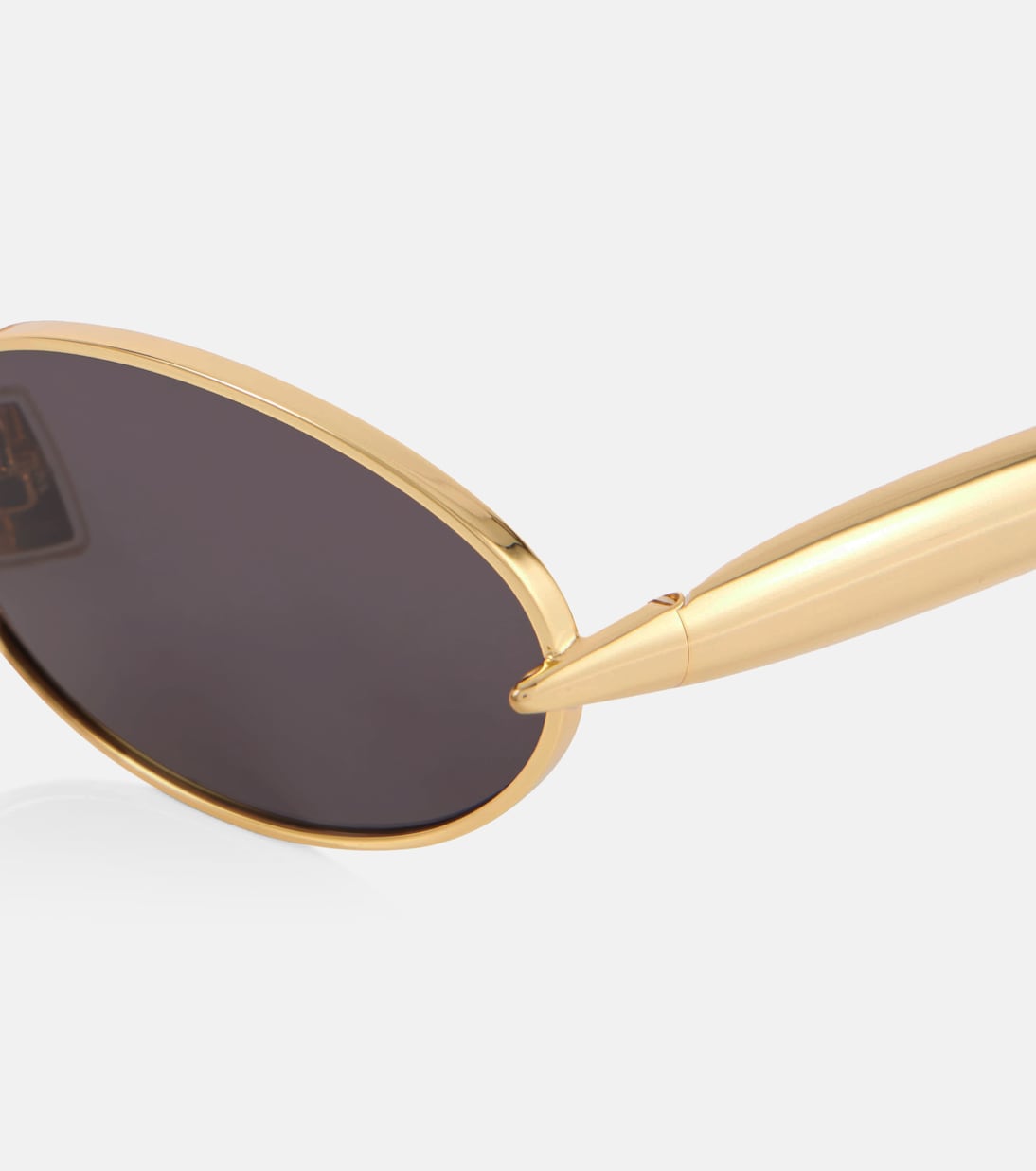 Sardine oval sunglasses | Bottega Veneta